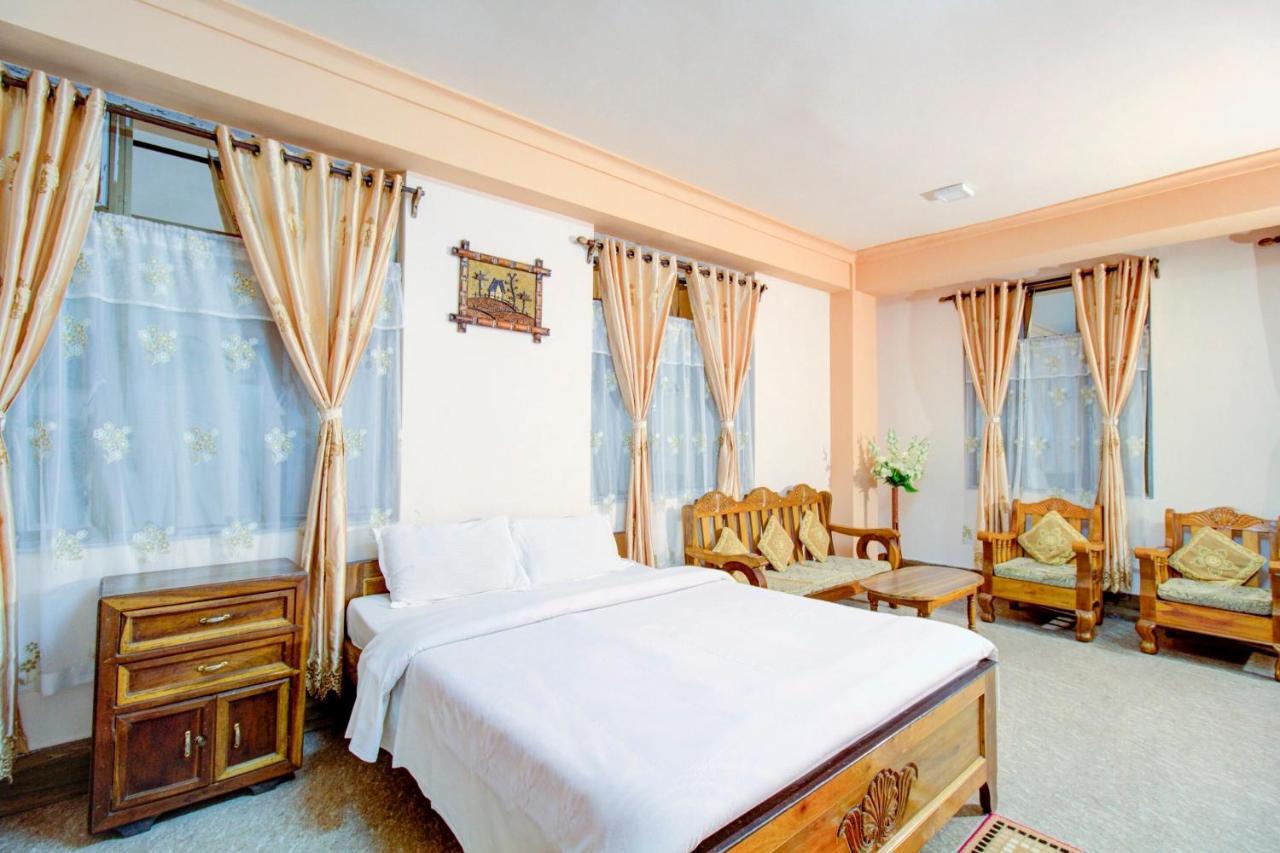 Capital O 79144 Coniferous Resort Çerapunçi Dış mekan fotoğraf
