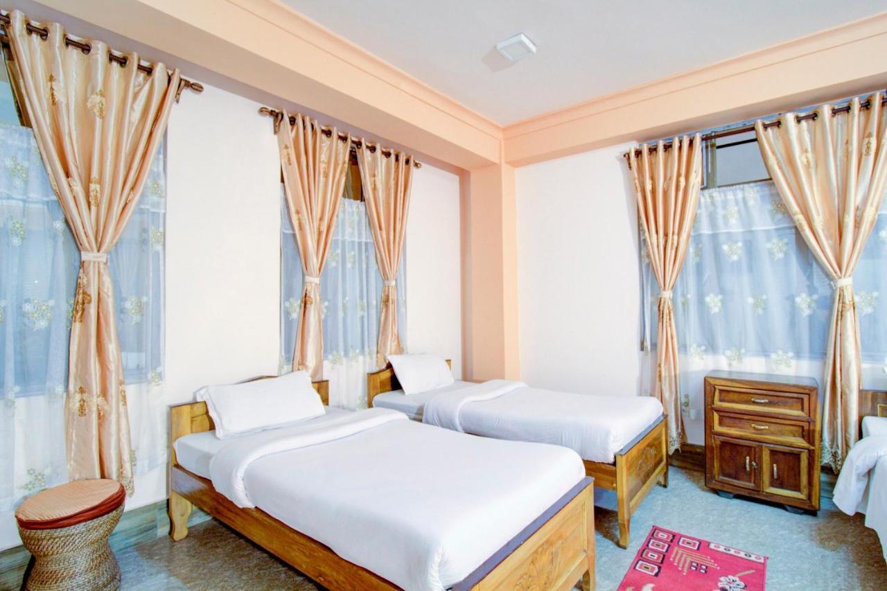 Capital O 79144 Coniferous Resort Çerapunçi Dış mekan fotoğraf