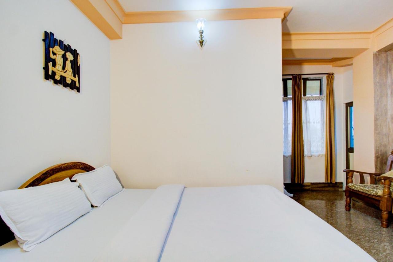 Capital O 79144 Coniferous Resort Çerapunçi Dış mekan fotoğraf