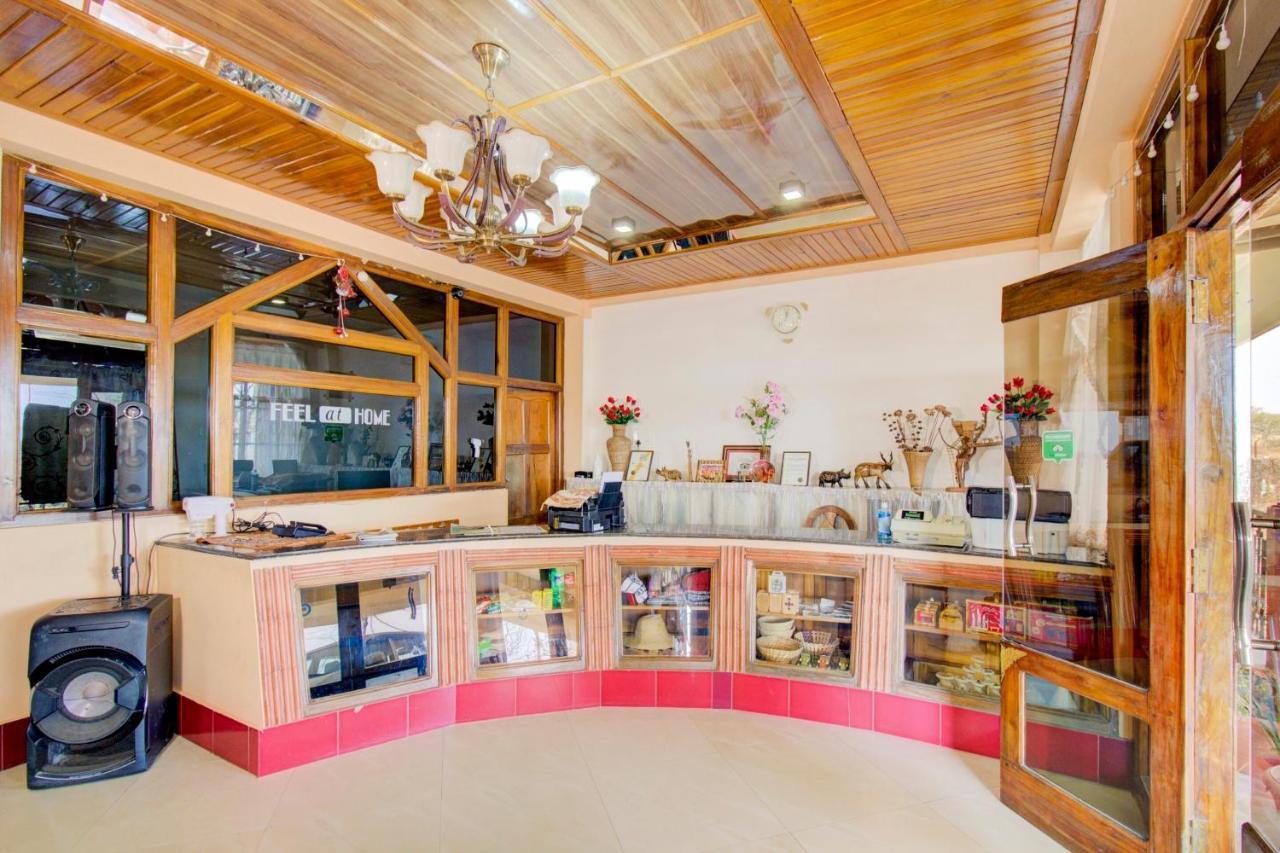 Capital O 79144 Coniferous Resort Çerapunçi Dış mekan fotoğraf